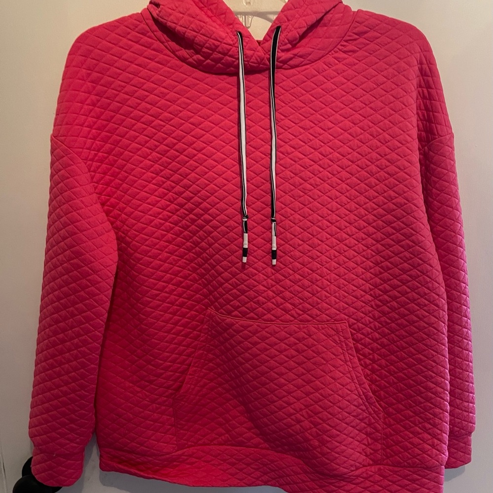 SHEIN Quilted Fuchsia Hoodie
